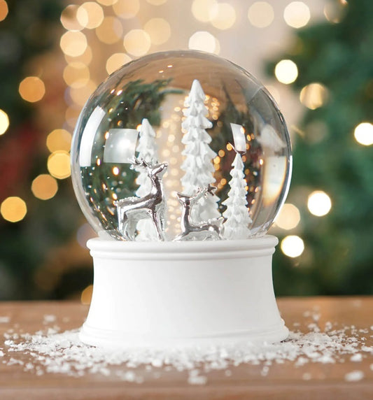 Božićna vodena kugla (Srebrni sobovi) 12 x 12 x 16